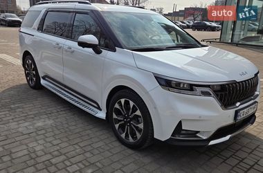 Минивэн Kia Carnival 2023 в Львове