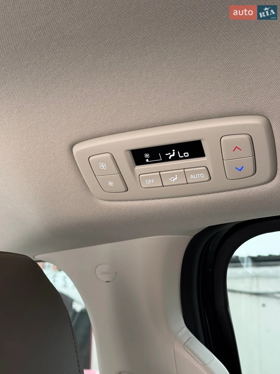 2024 Kia Carnival - мініатюра 35