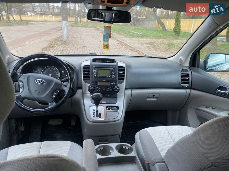 Мінівен Kia Carnival 2012 в Коростені