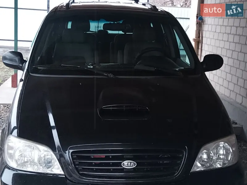 Kia Carnival 2002