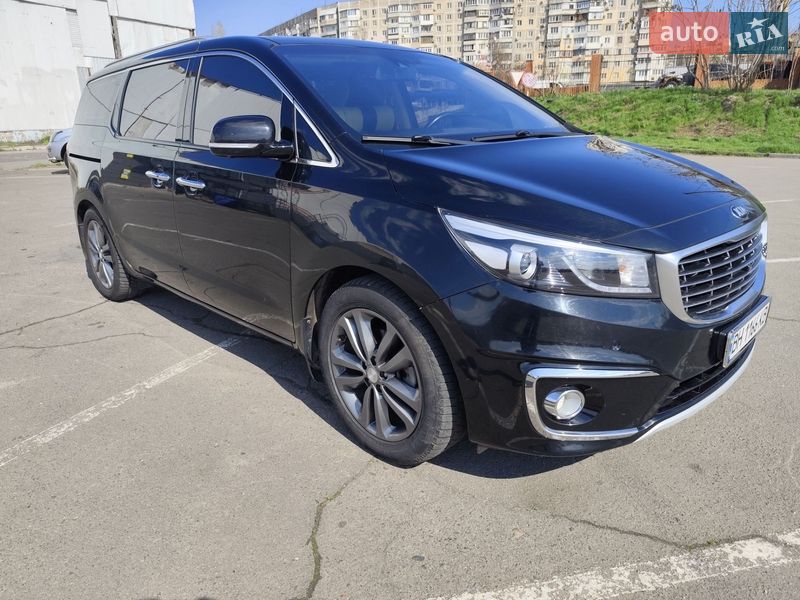 Мінівен Kia Carnival 2016 в Одесі фото Мінівен Kia Carnival 2016 в Одесі