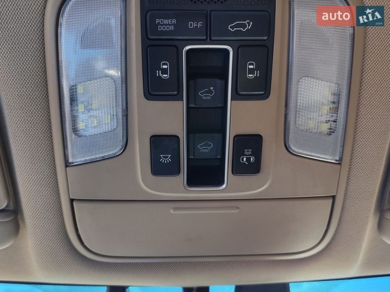 Мінівен Kia Carnival 2016 в Одесі фото 49 Мінівен Kia Carnival 2016 в Одесі