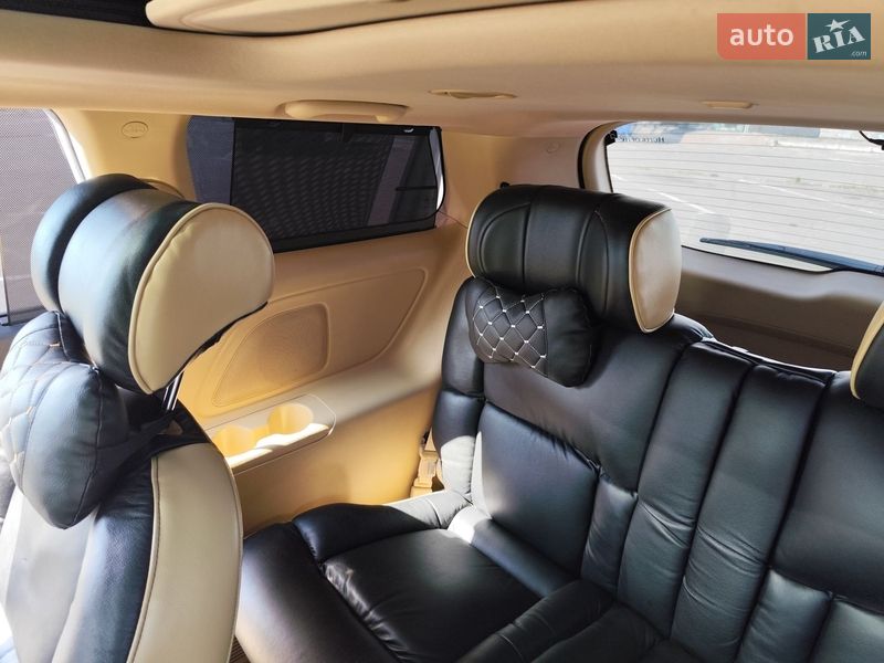 Мінівен Kia Carnival 2016 в Одесі фото 55 Мінівен Kia Carnival 2016 в Одесі