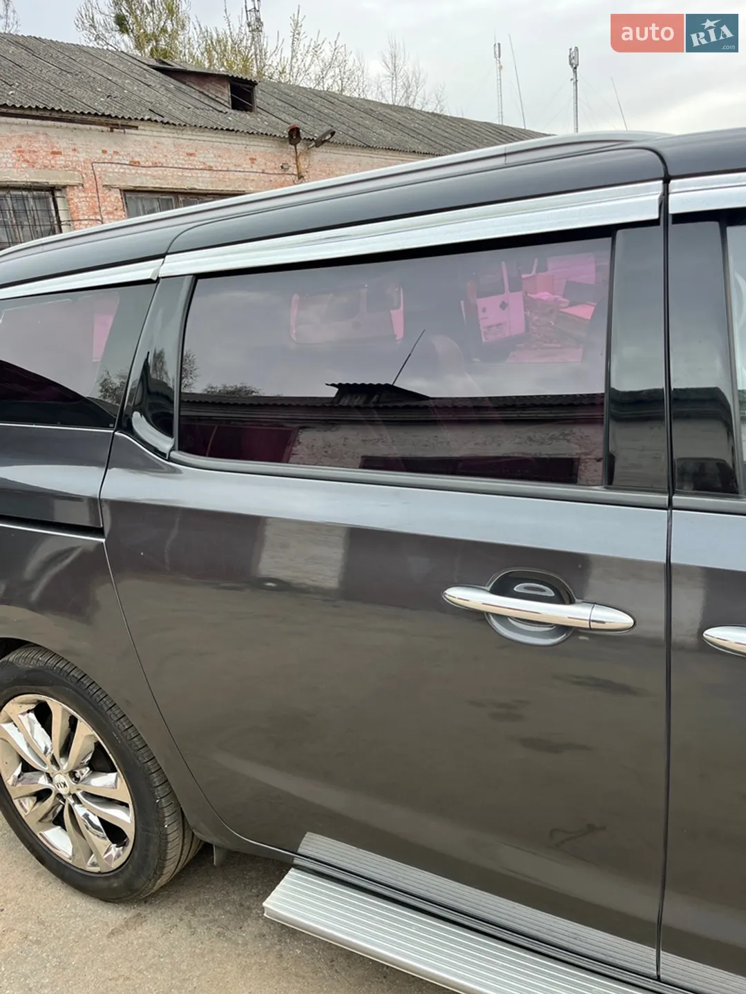 2015 Kia Carnival - мініатюра 4