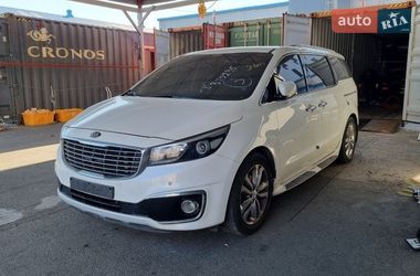 Минивэн Kia Carnival 2017 в Тернополе