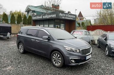 Мінівен Kia Carnival 2015 в Хмельницькому