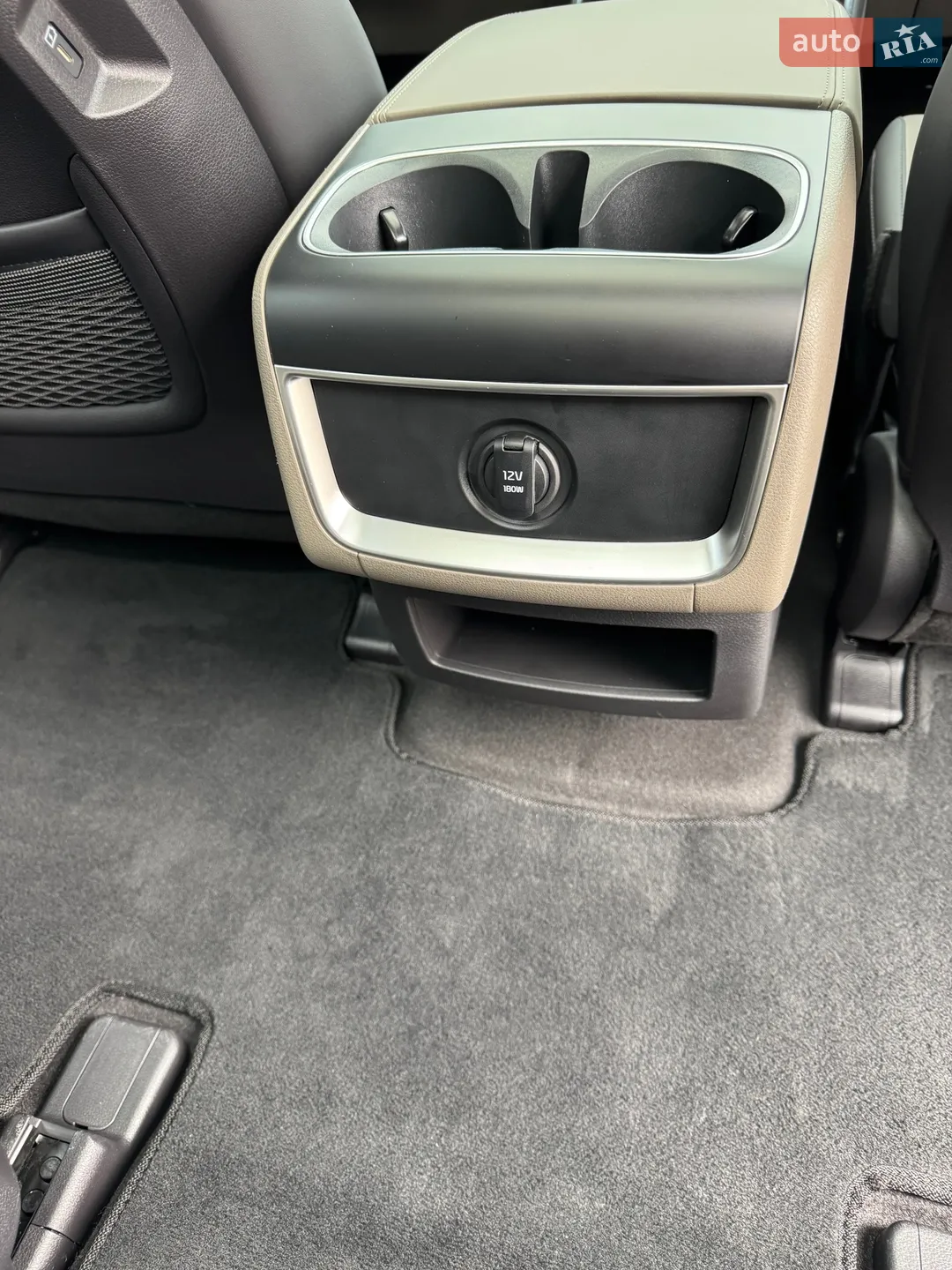 2024 Kia Carnival - мініатюра 50