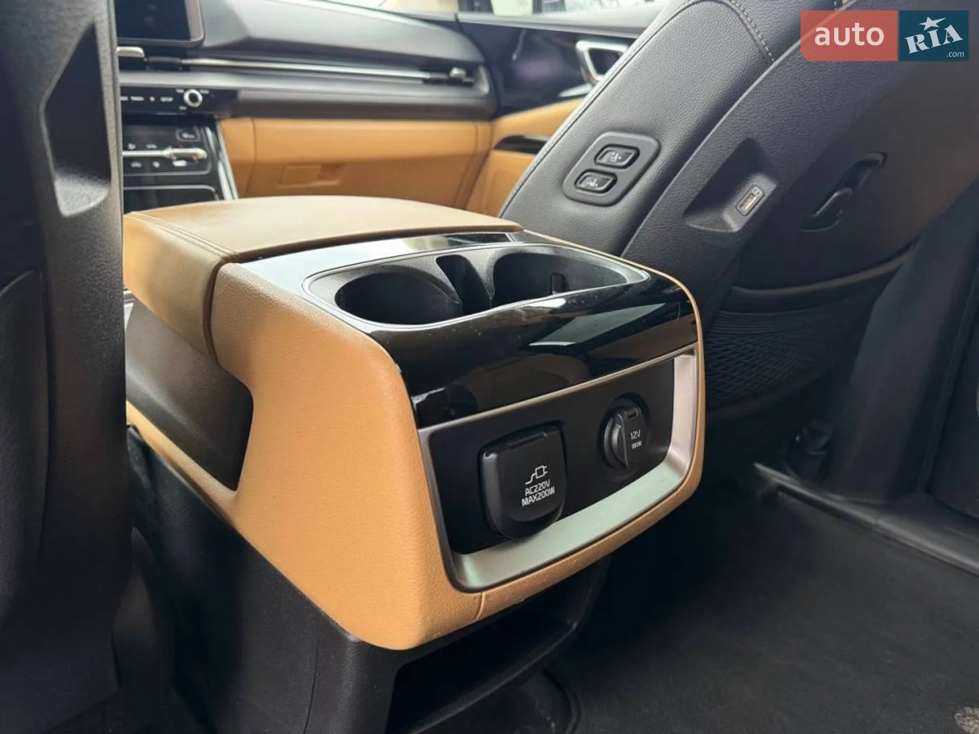 2021 Kia Carnival - мініатюра 26