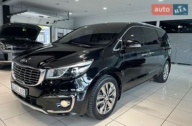 Мінівен Kia Carnival 2017 в Одесі