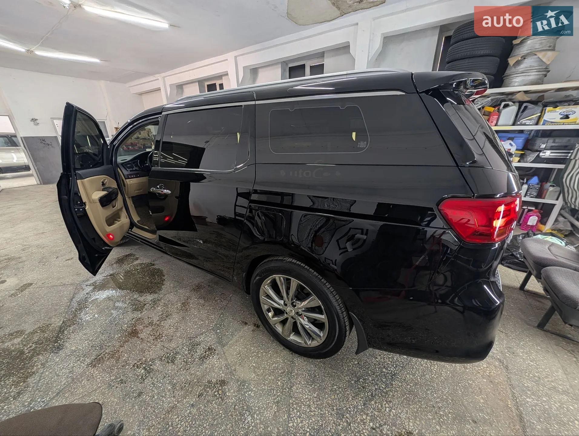2018 Kia Carnival - мініатюра 5