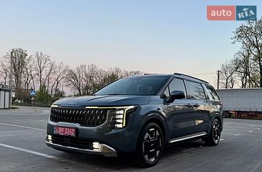 Минивэн Kia Carnival 2024 в Киеве