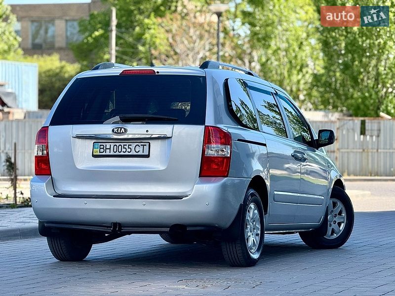 Минивэн Kia Carnival 2009 в Одессе