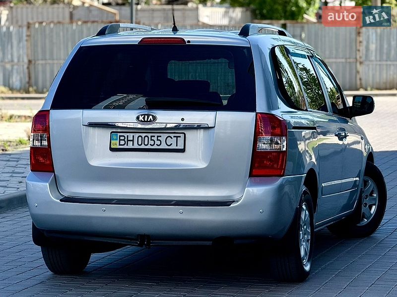 Минивэн Kia Carnival 2009 в Одессе