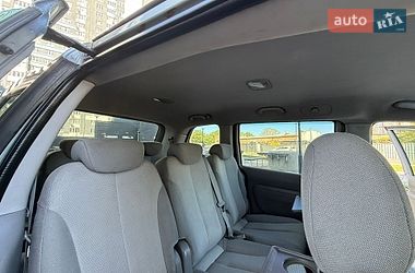 Минивэн Kia Carnival 2009 в Одессе