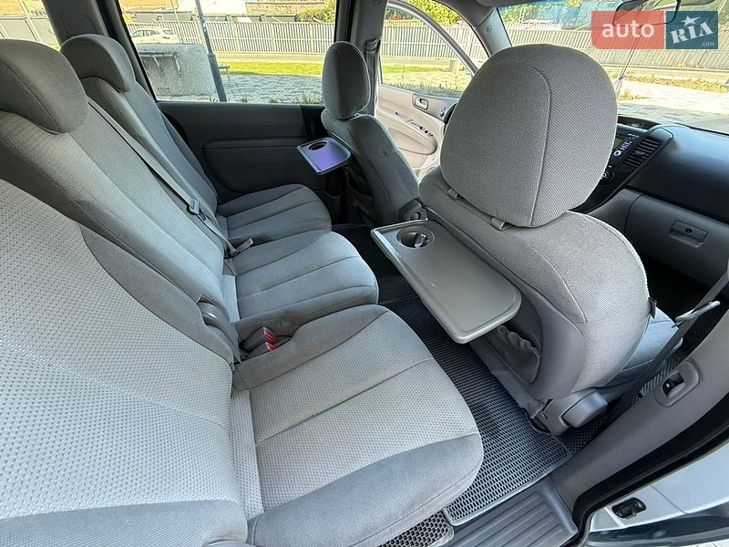 Минивэн Kia Carnival 2009 в Одессе