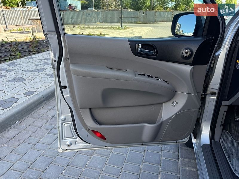 Минивэн Kia Carnival 2009 в Одессе