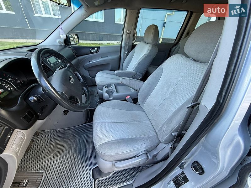 Минивэн Kia Carnival 2009 в Одессе