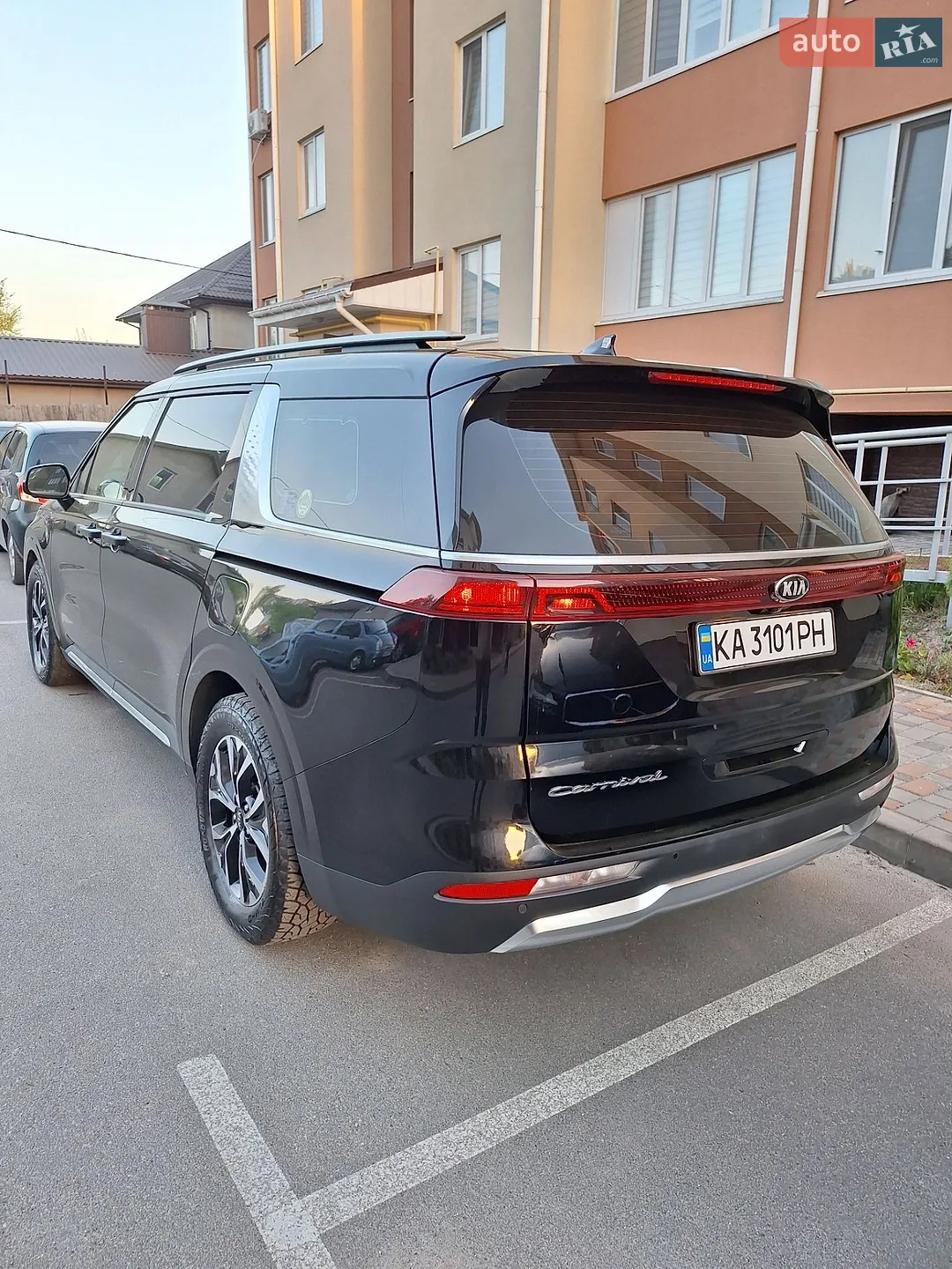 2020 Kia Carnival - мініатюра 21