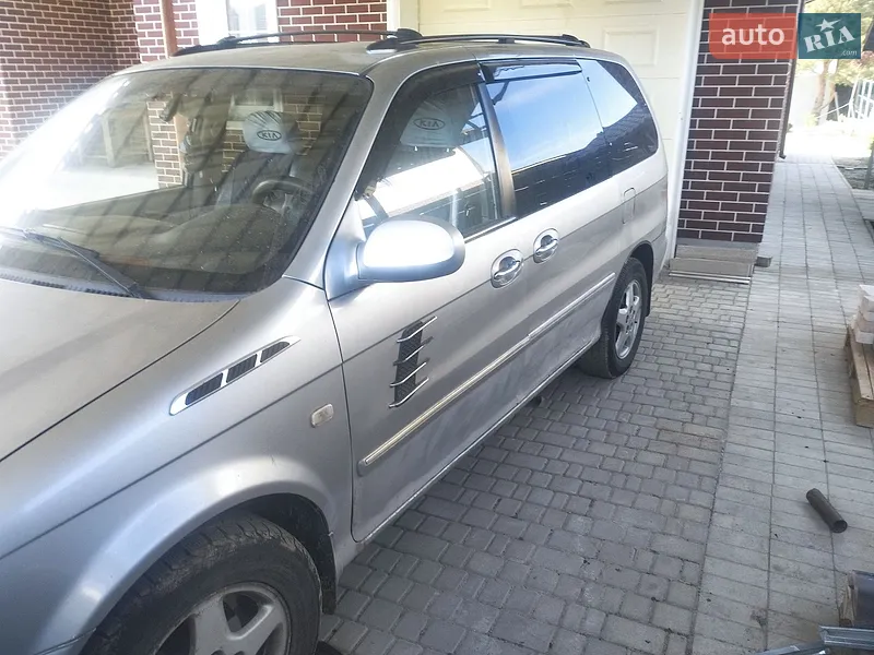 Kia Carnival 2004