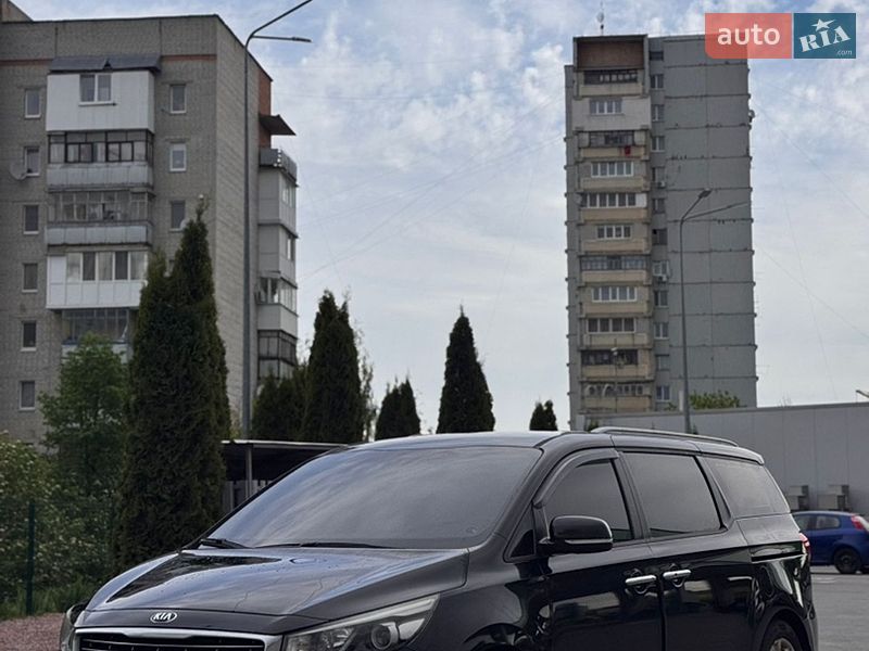 Минивэн Kia Carnival 2015 в Житомире фото 3 Минивэн Kia Carnival 2015 в Житомире
