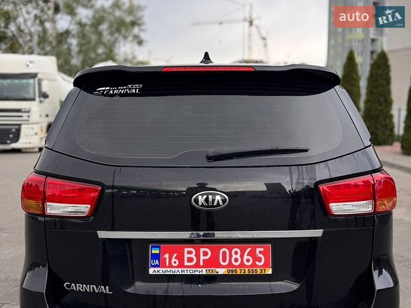 Минивэн Kia Carnival 2015 в Житомире фото 15 Минивэн Kia Carnival 2015 в Житомире