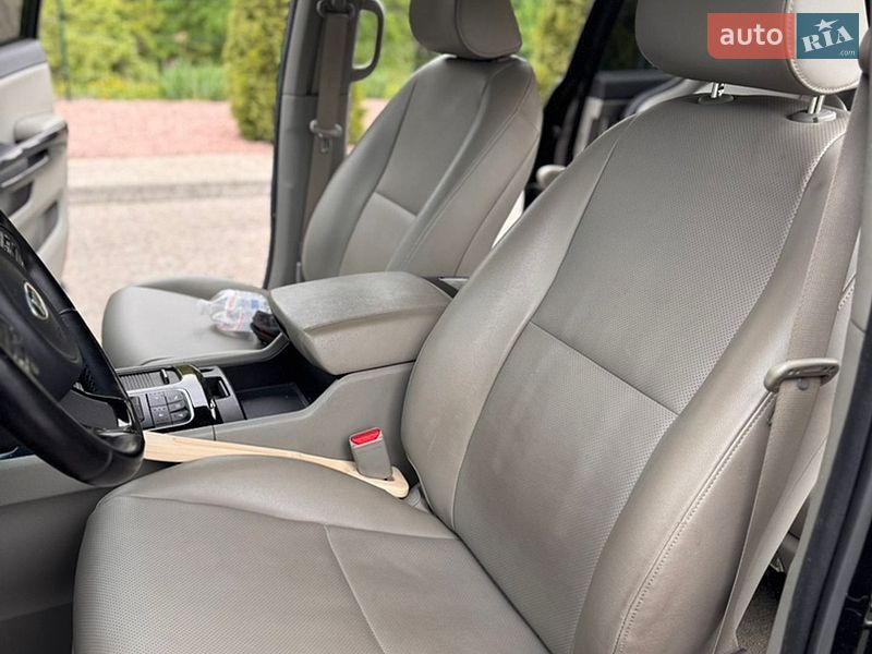 Минивэн Kia Carnival 2015 в Житомире фото 22 Минивэн Kia Carnival 2015 в Житомире
