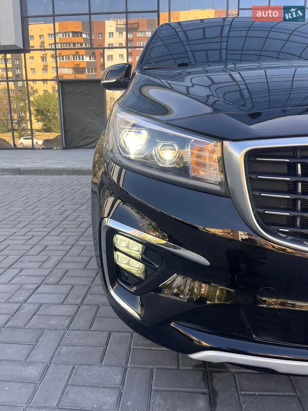 2018 Kia Carnival - мініатюра 6
