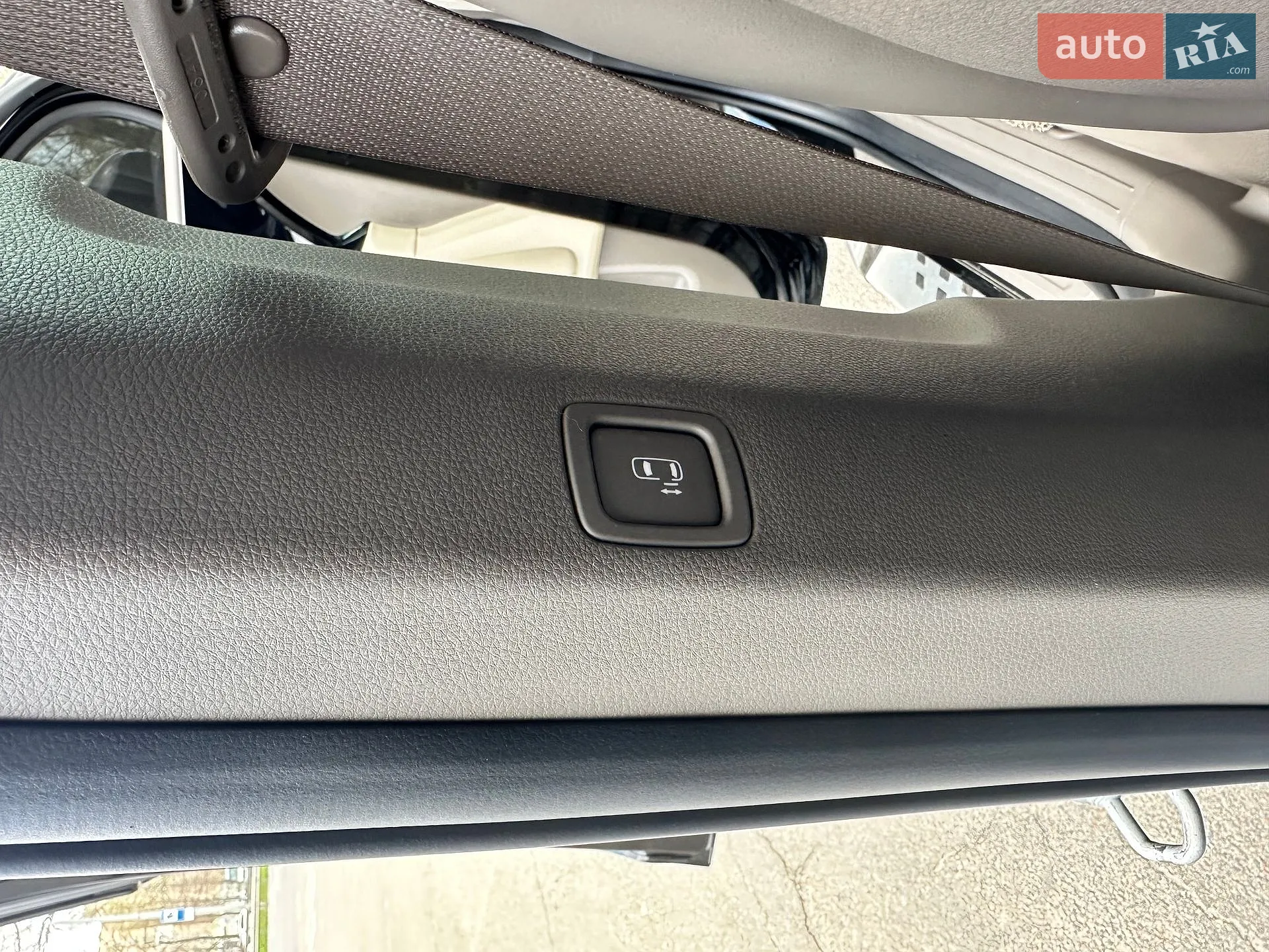 2021 Kia Carnival - мініатюра 18