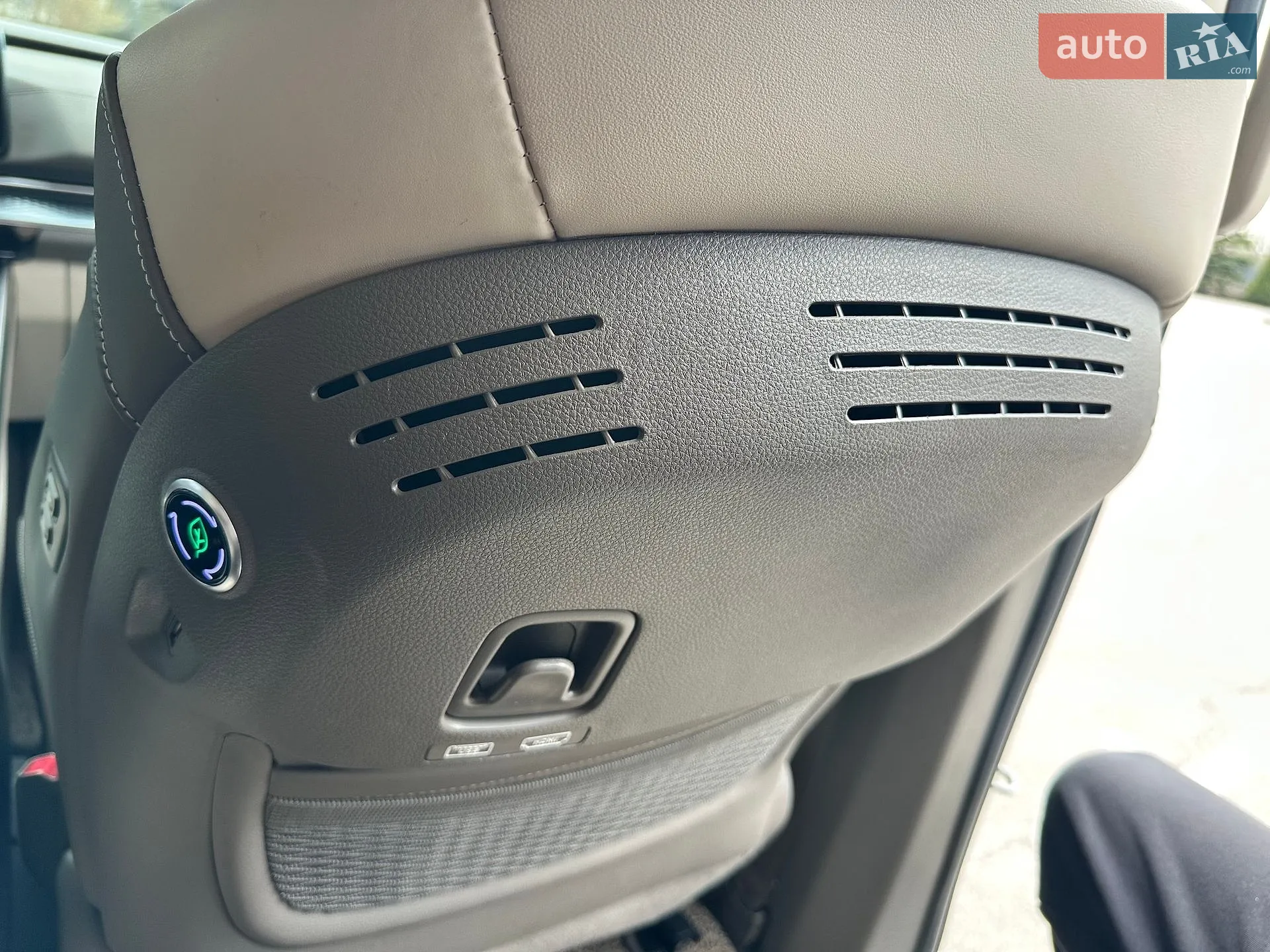 2021 Kia Carnival - мініатюра 33