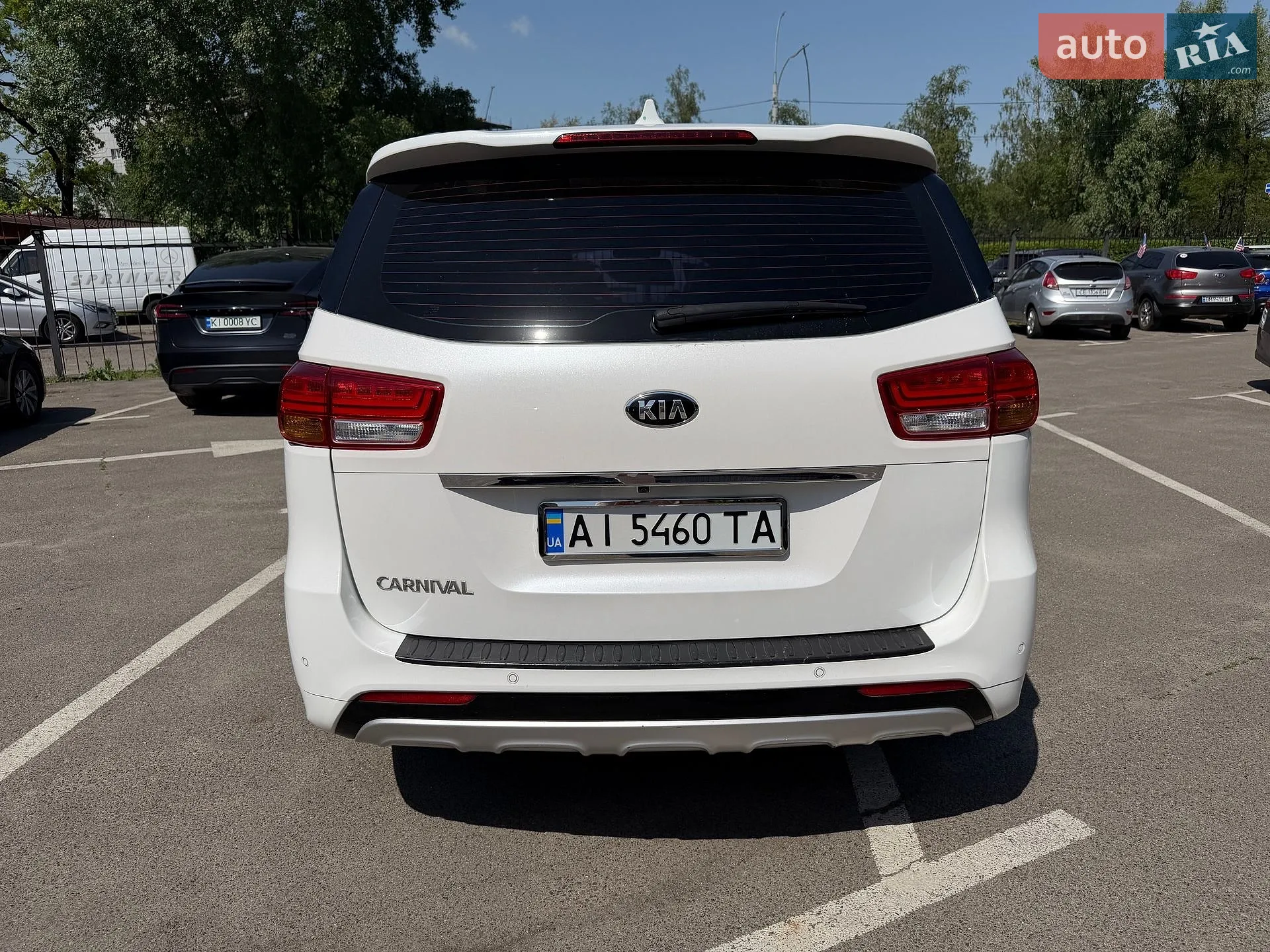 2016 Kia Carnival - мініатюра 4