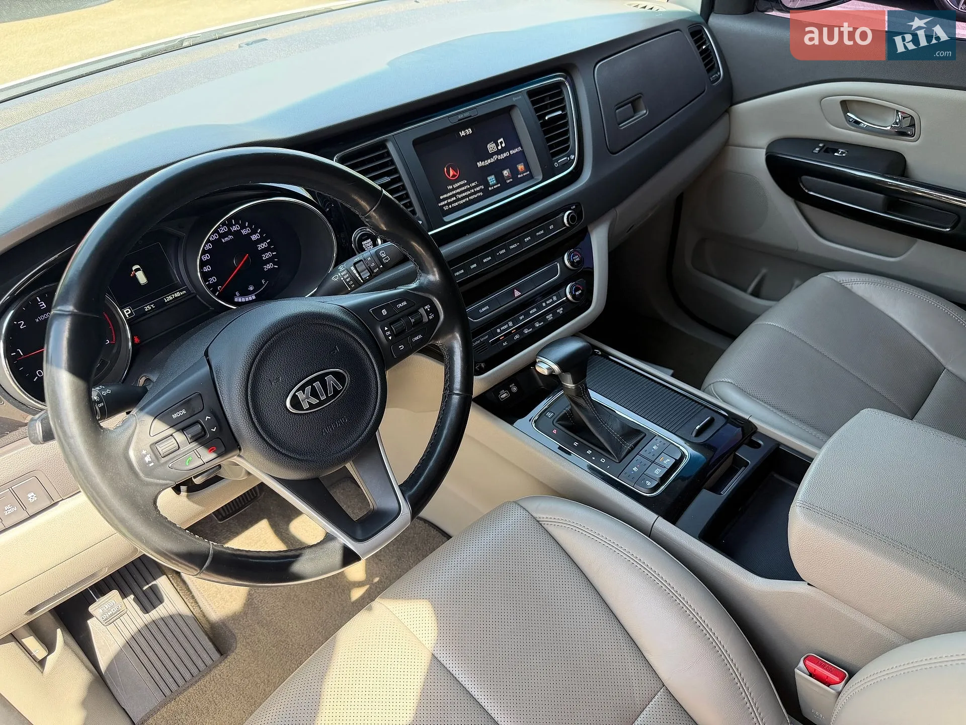 2016 Kia Carnival - мініатюра 19