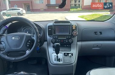 Минивэн Kia Carnival 2006 в Харькове