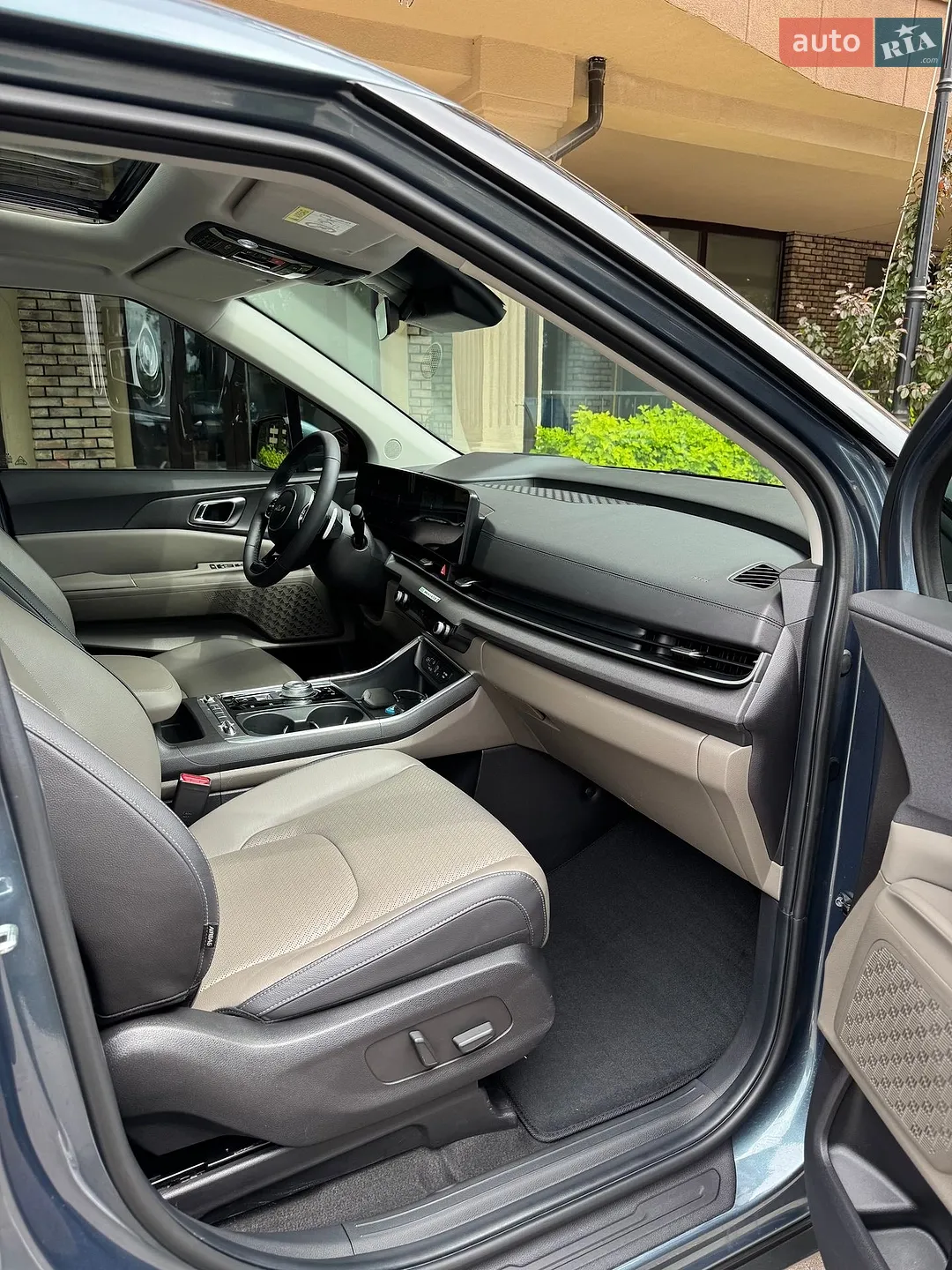 2024 Kia Carnival - мініатюра 49
