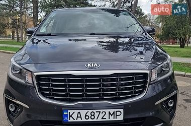 Мінівен Kia Carnival 2018 в Миколаєві