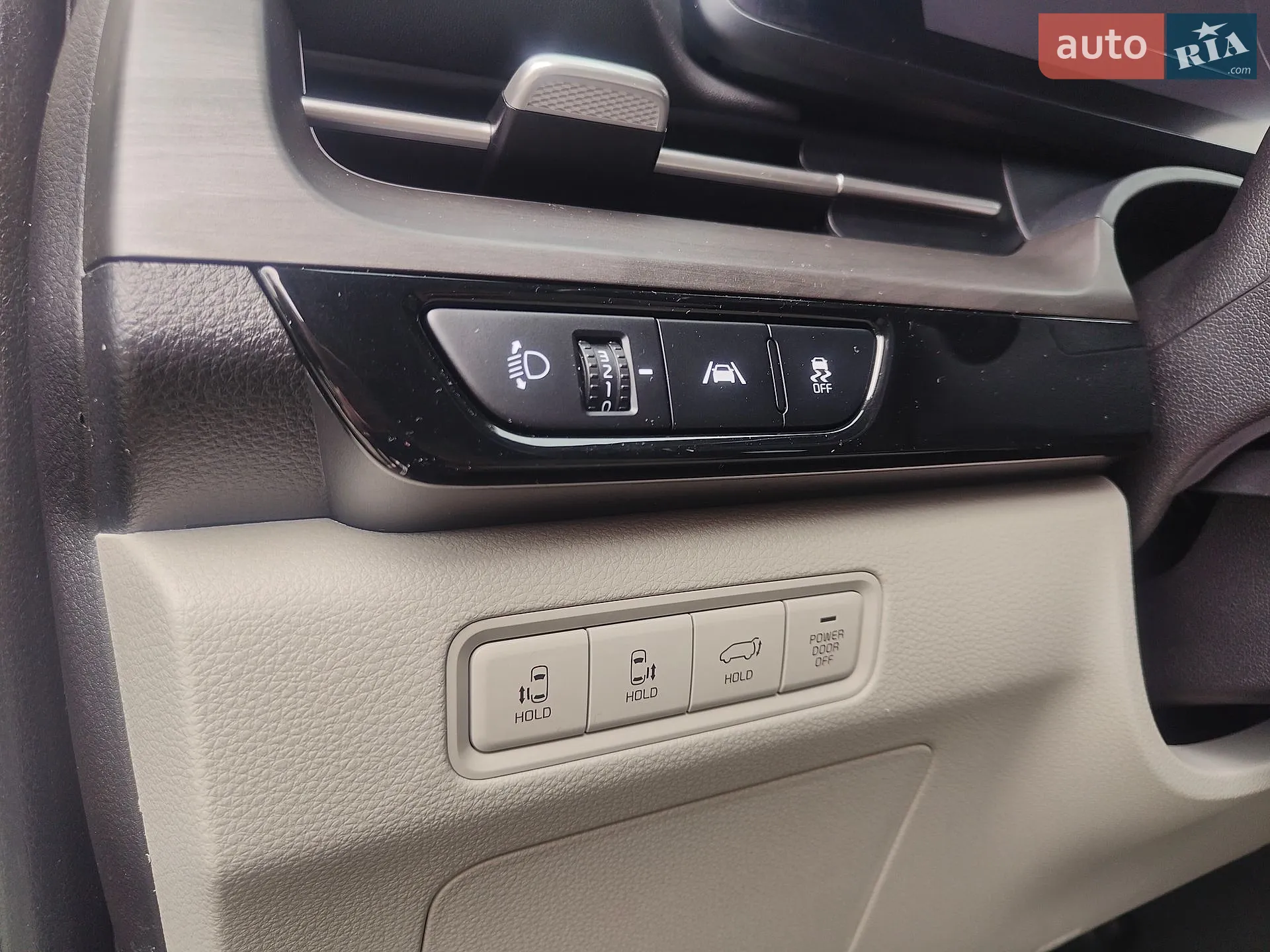 2021 Kia Carnival - мініатюра 46