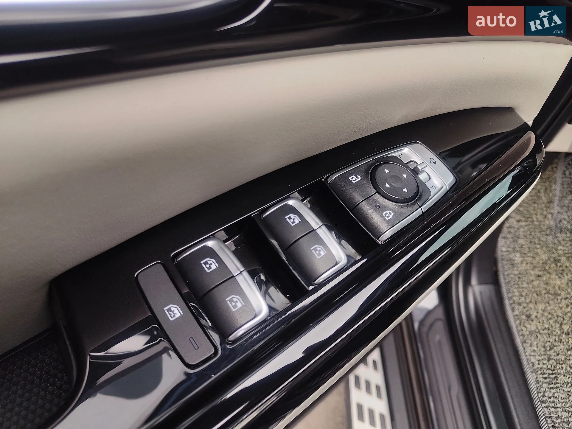 2021 Kia Carnival - мініатюра 47