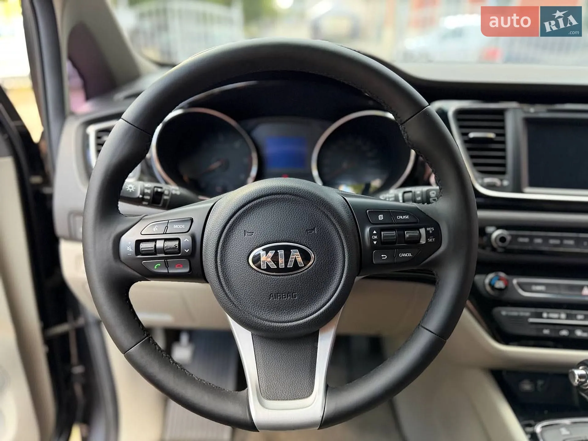2016 Kia Carnival - мініатюра 7