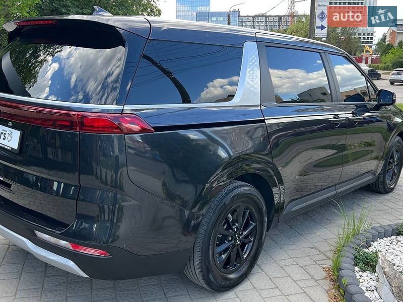 Минивэн Kia Carnival 2023 в Львове фото 6 Минивэн Kia Carnival 2023 в Львове