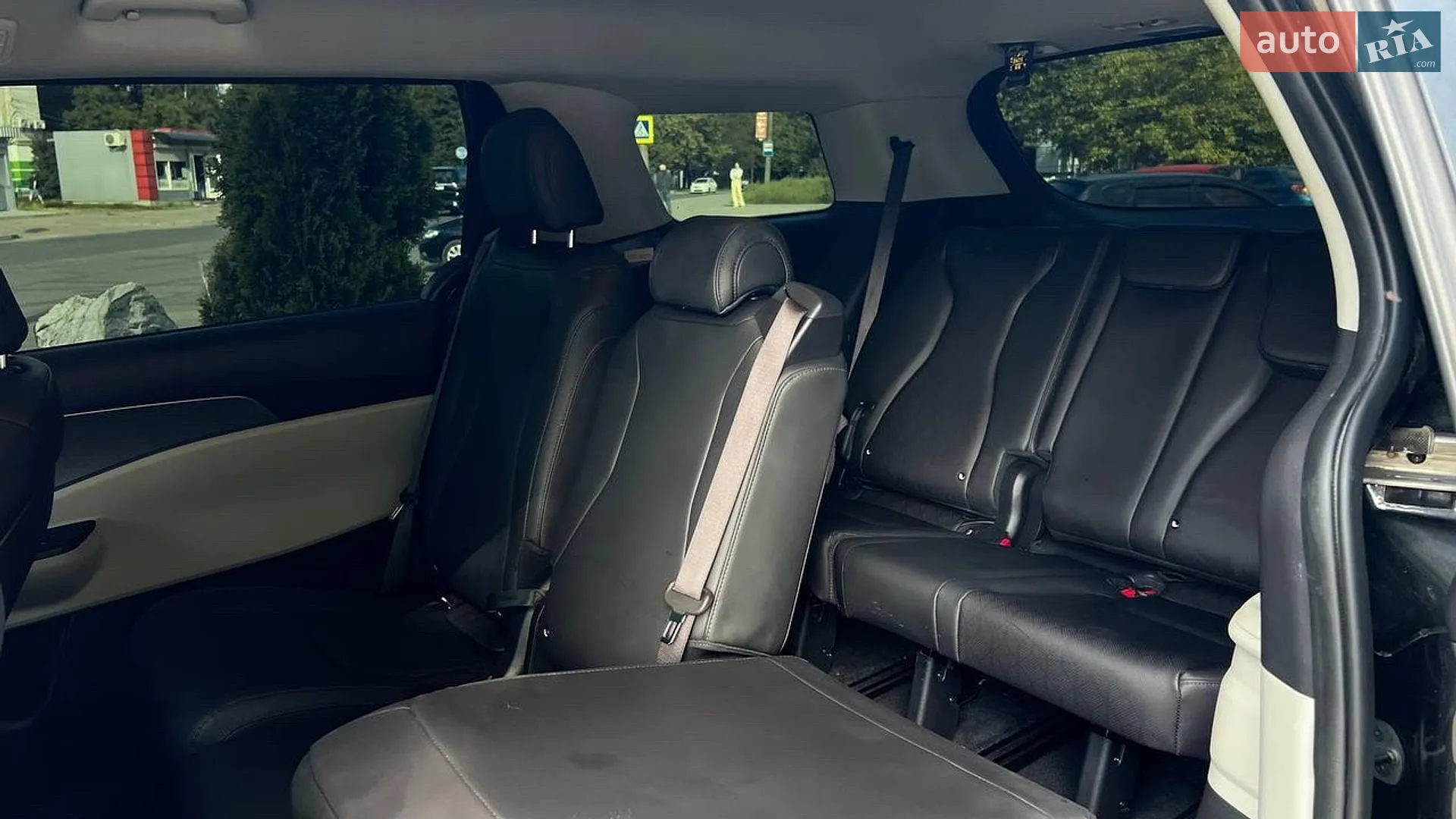 2023 Kia Carnival - мініатюра 26