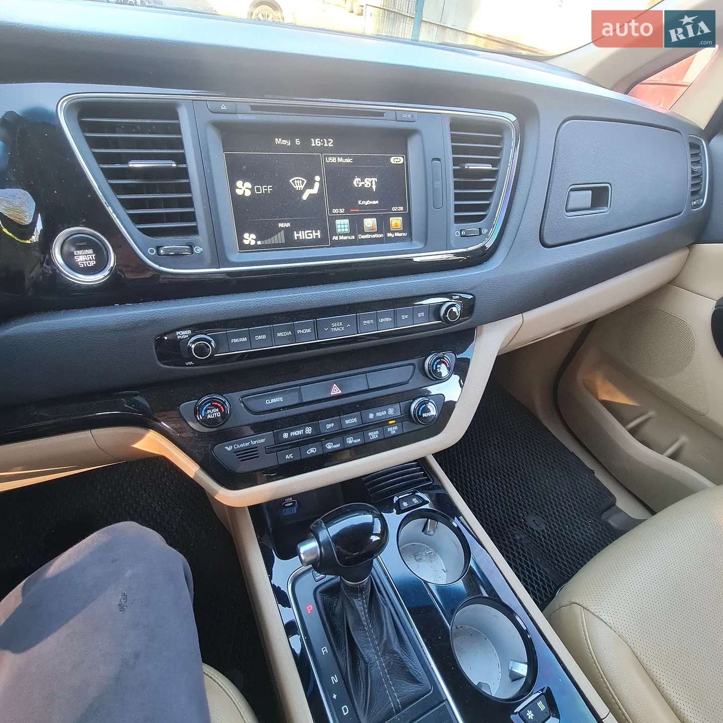 2014 Kia Carnival - мініатюра 21