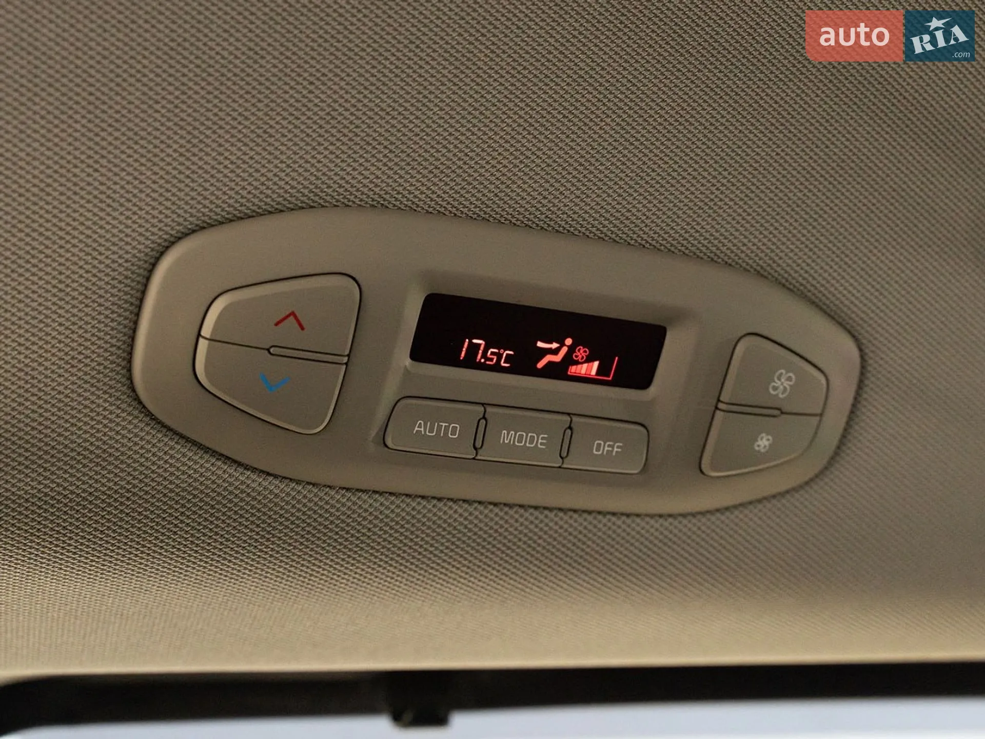 2014 Kia Carnival - мініатюра 35