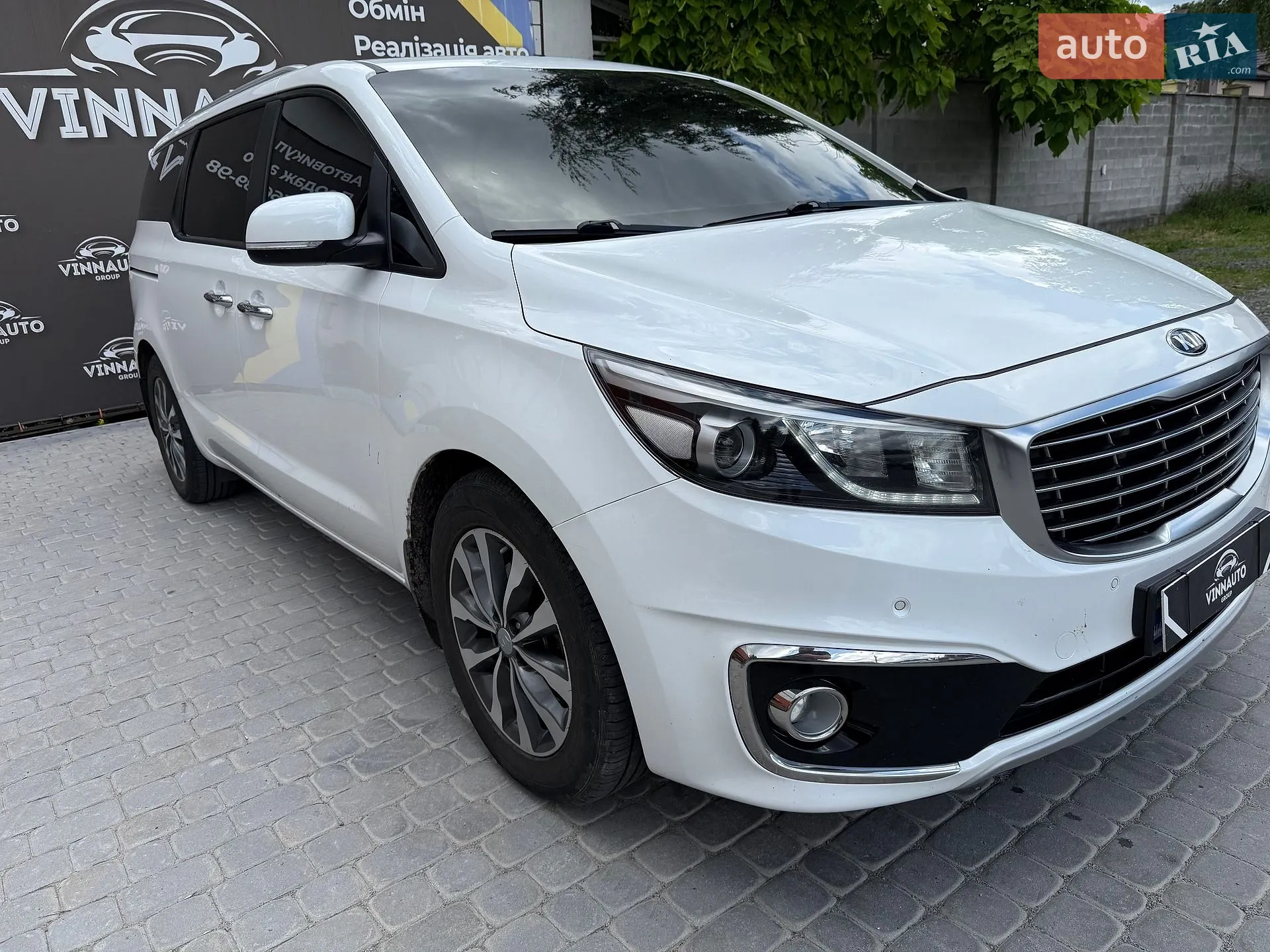 2017 Kia Carnival - мініатюра 26