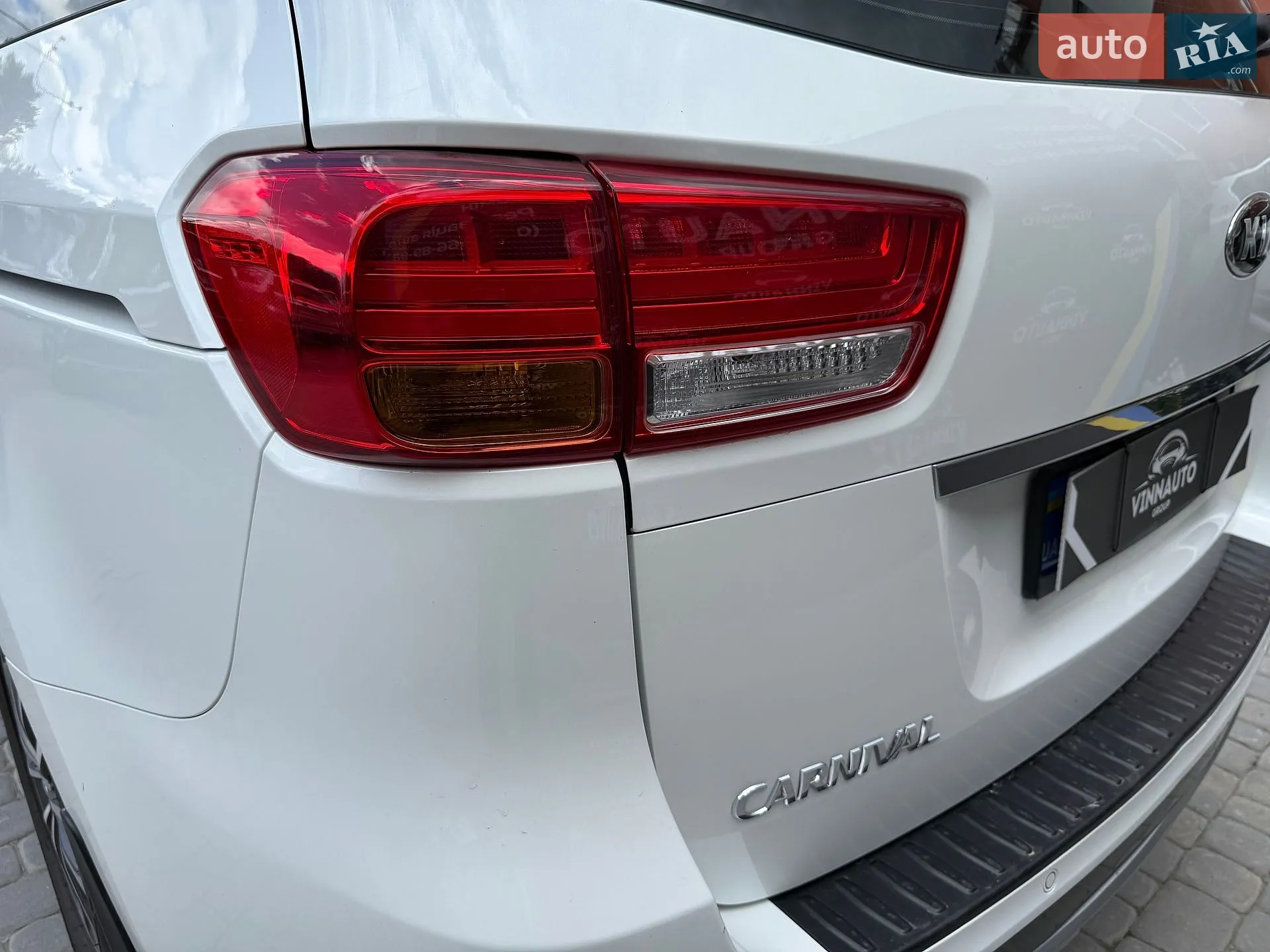 2017 Kia Carnival - мініатюра 29
