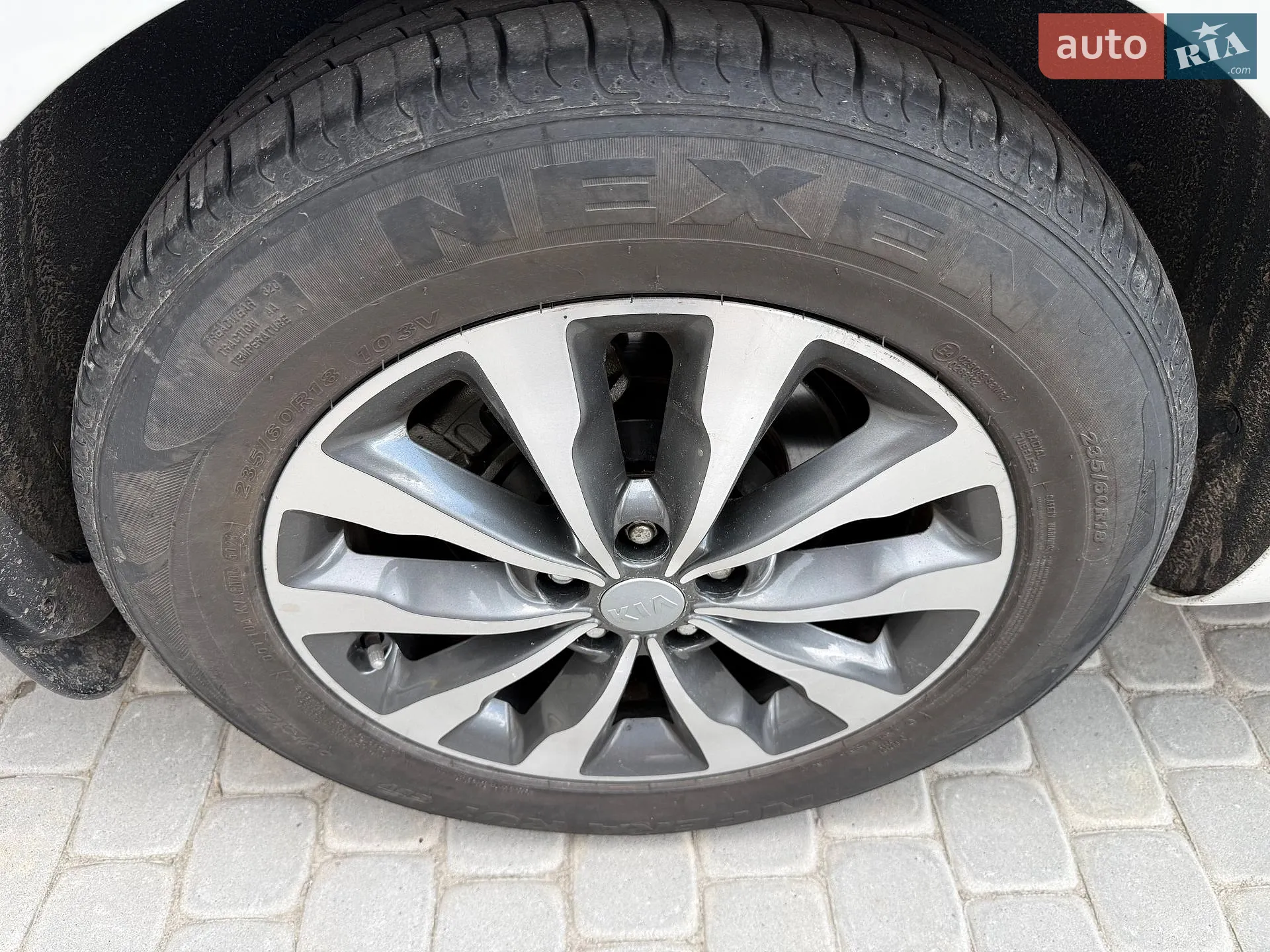 2017 Kia Carnival - мініатюра 31