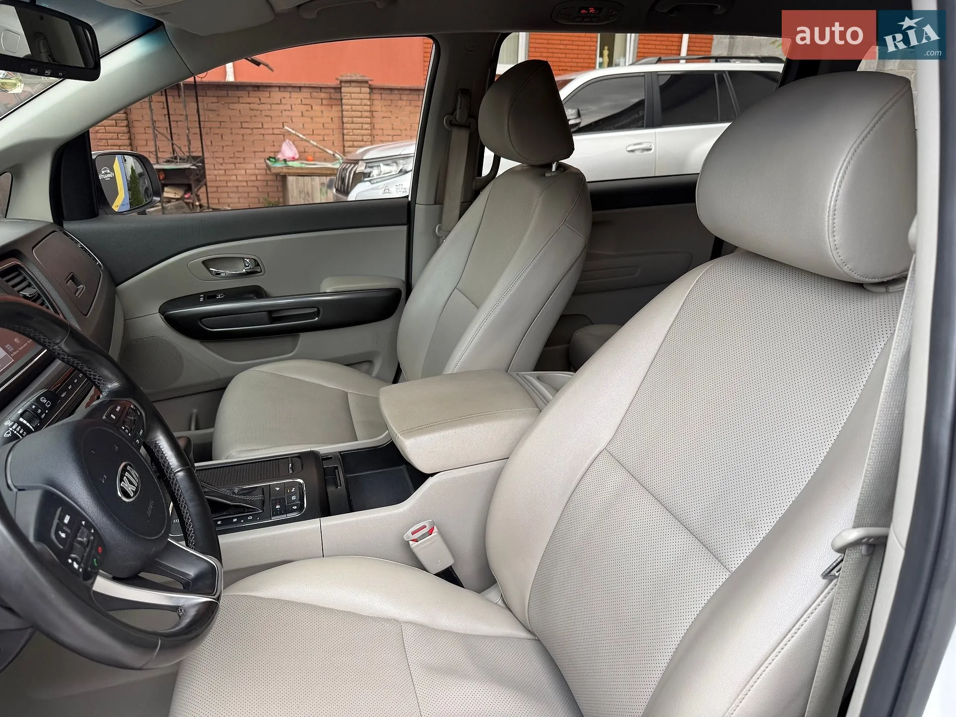 2017 Kia Carnival - мініатюра 62