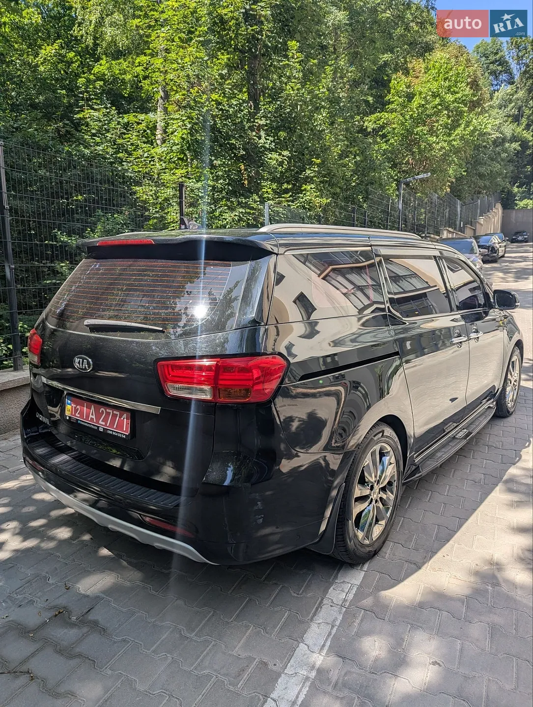 2015 Kia Carnival - мініатюра 8