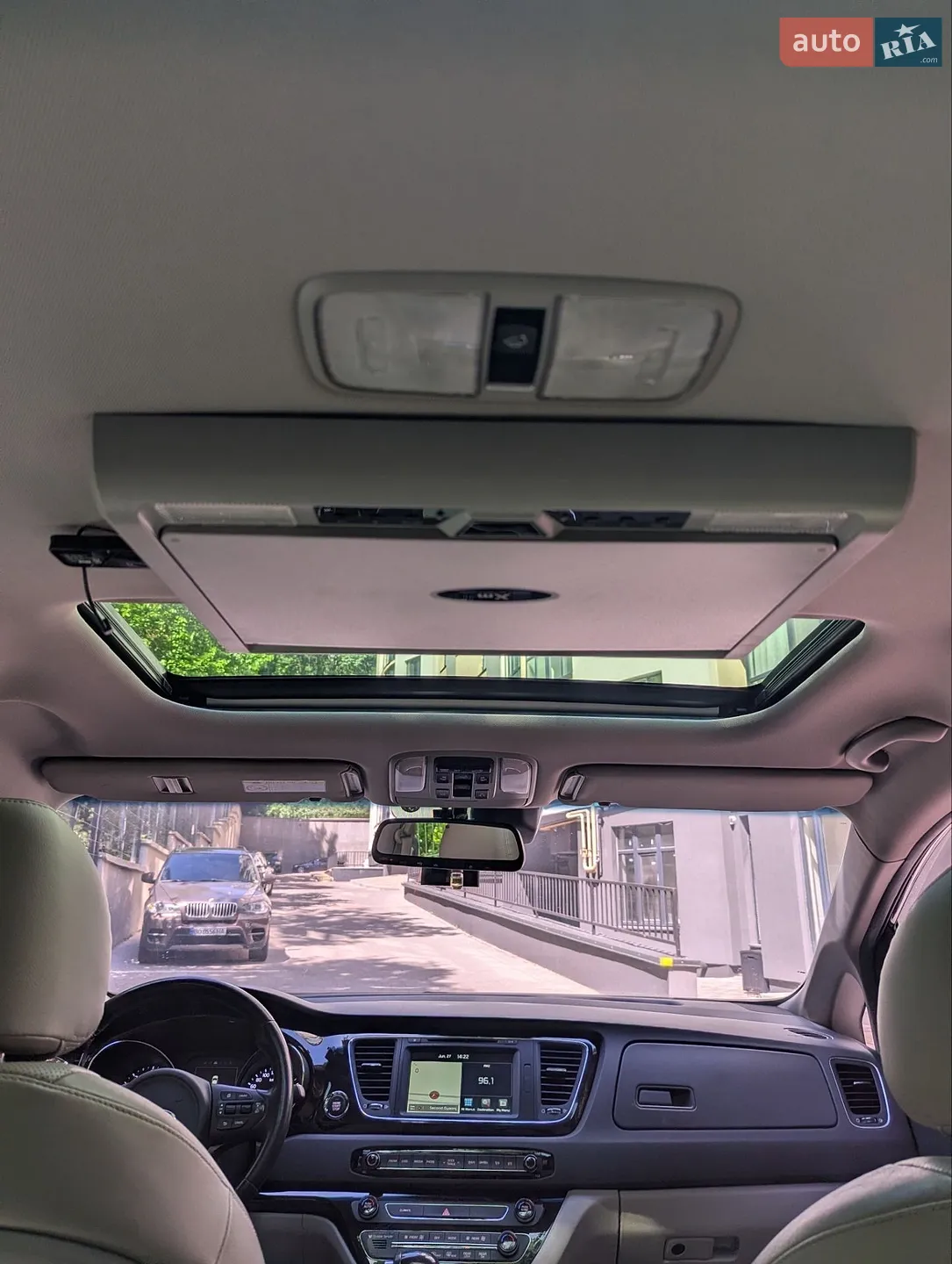 2015 Kia Carnival - мініатюра 49