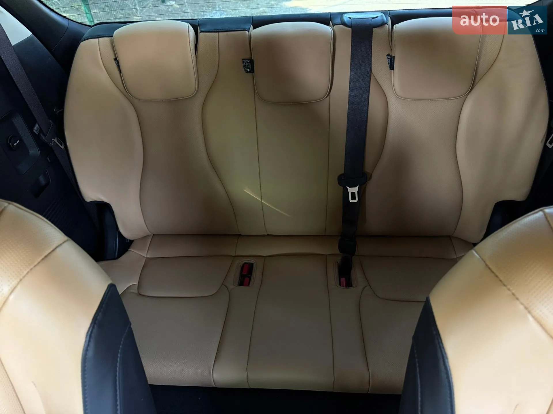 2021 Kia Carnival - мініатюра 24