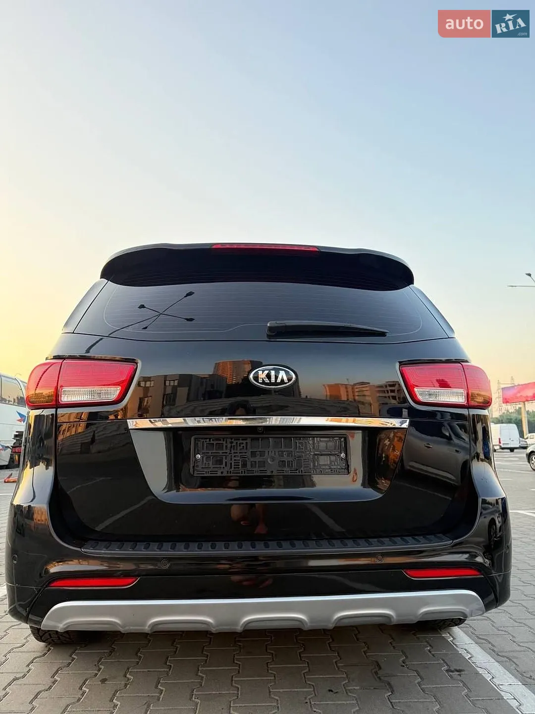 2016 Kia Carnival - мініатюра 6
