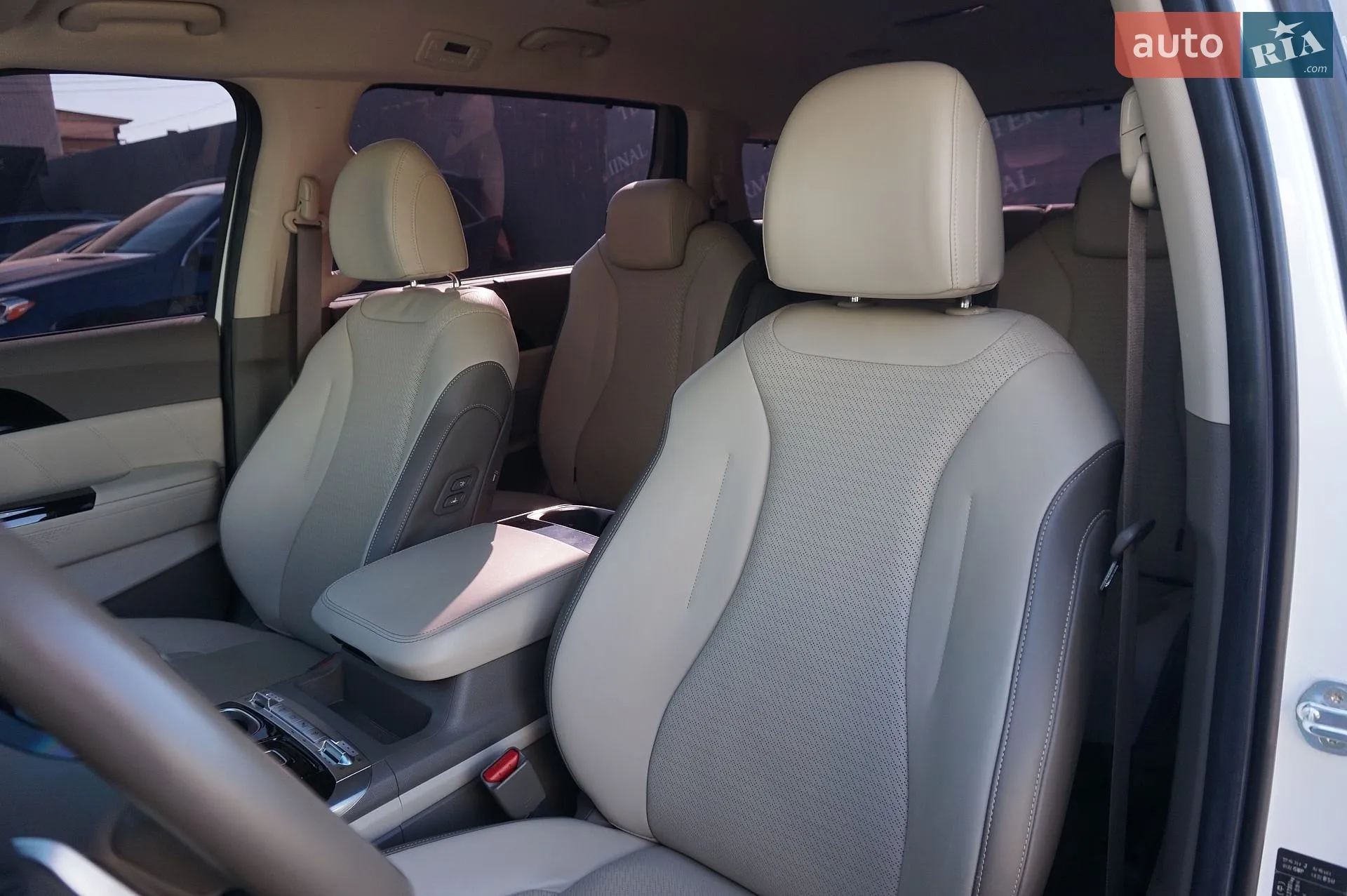 2020 Kia Carnival - мініатюра 22